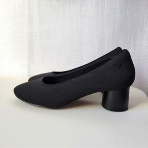 VIVAIA women's Tamia almond toe black heels size EU 37